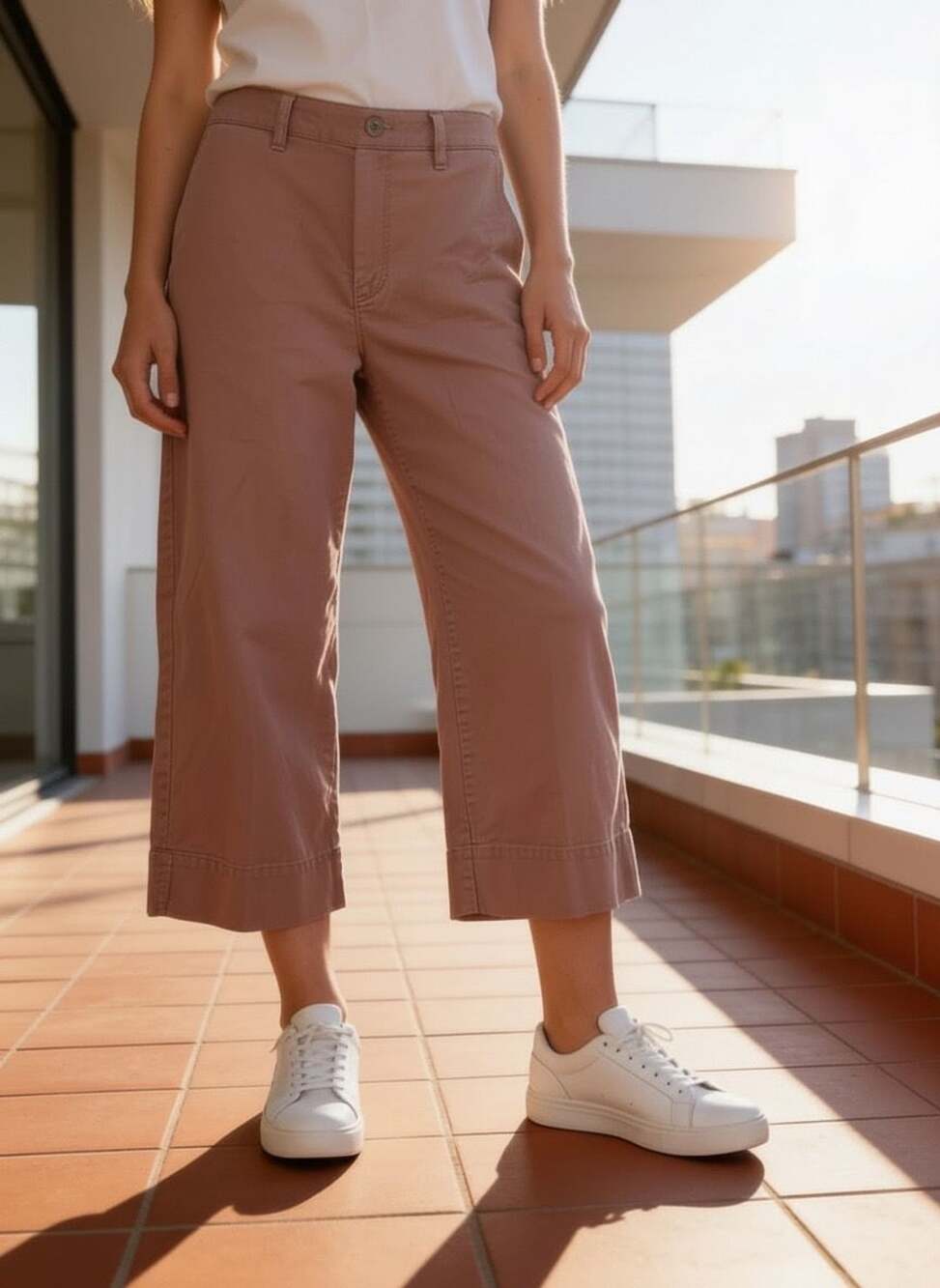 Abercrombie & Fitch Ultra High Rise Tan Crop Wide Leg 29/8S